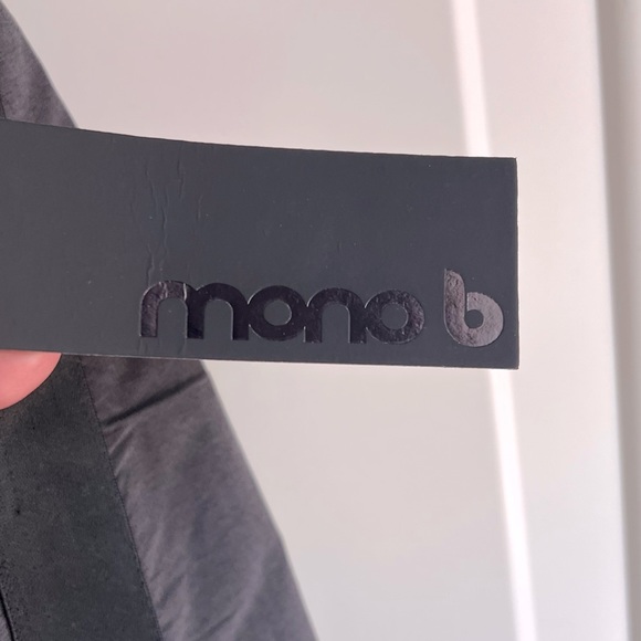 Nwt mono b bk running - exercise shorts sz xl - Picture 7 of 8